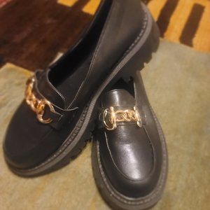 Women Chain Decor Flatform Slip On Loafers